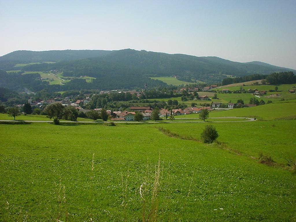 Wellness Ferienwohnungen Zellertalblick Drachselsried Esterno foto