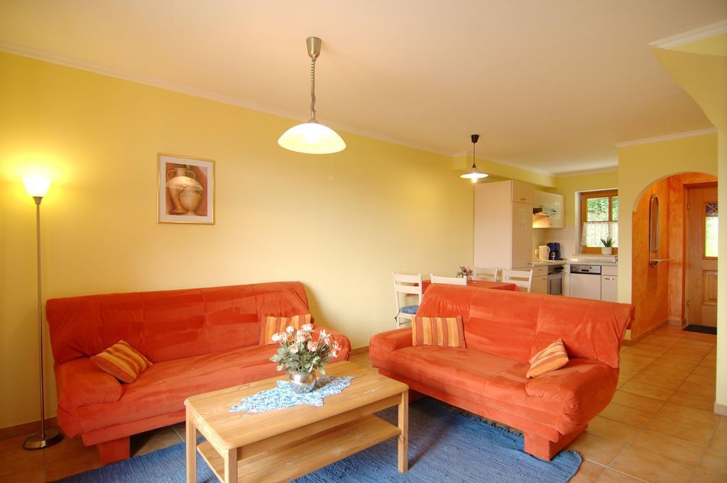 Wellness Ferienwohnungen Zellertalblick Drachselsried Camera foto